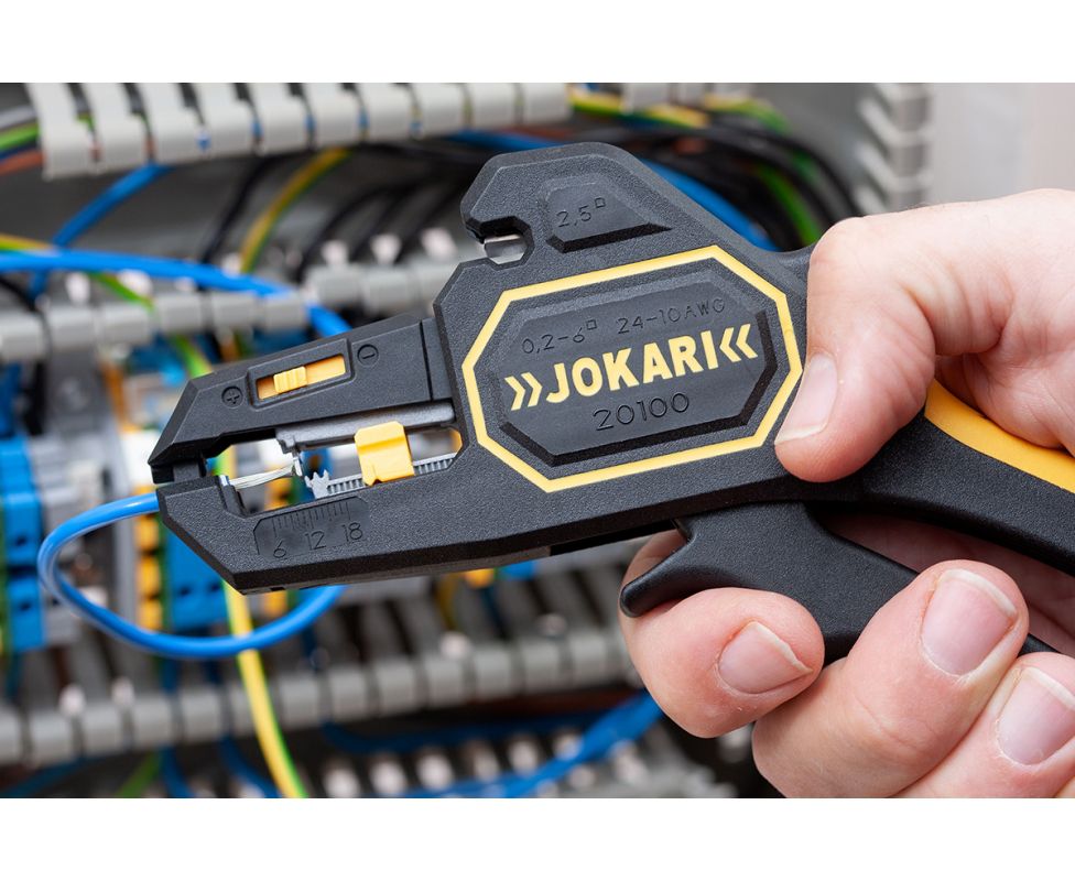 картинка Клещи Secura 2K для снятия изоляции с кабелей Jokari JK 20100 от магазина "Элит-инструмент"